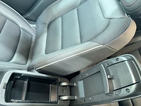 Used 2023 Chevrolet TrailBlazer RS w/ Convenience Package image 27