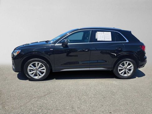 Used 2025 Audi Q3 2.0T Premium AWD/4WD image 2