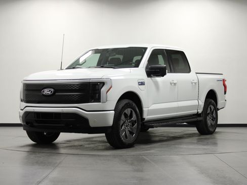 Used 2024 Ford F150 Lightning Flash AWD/4WD image 8
