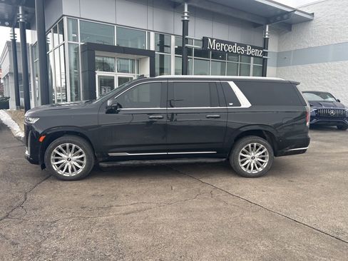 Used 2024 Cadillac Escalade ESV Premium Luxury w/ LPO, Floor Liner Package image 4