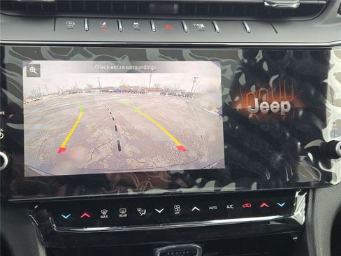 Used 2026 Jeep Grand Cherokee Limited AWD/4WD image 30