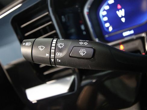 Used 2022 Chevrolet Silverado 1500 LT image 12