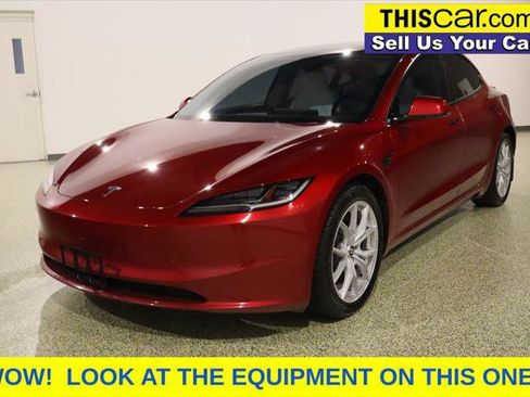 Used 2025 Tesla Model 3 Long Range AWD/4WD image 3
