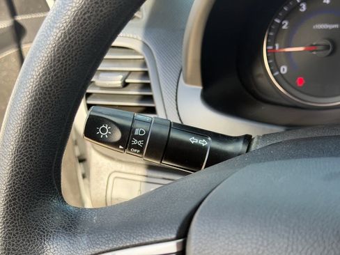 Used 2017 Hyundai Accent SE image 19