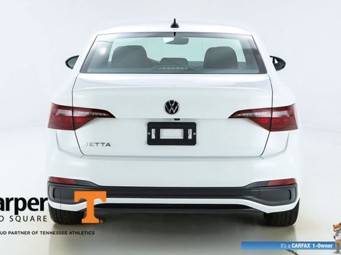 Used 2024 Volkswagen Jetta Sport image 44