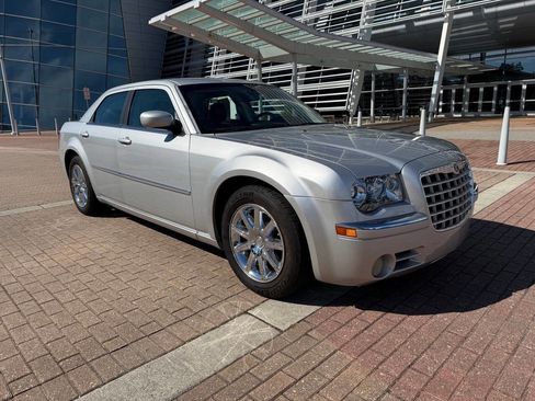 Used 2008 Chrysler 300 Limited image 2