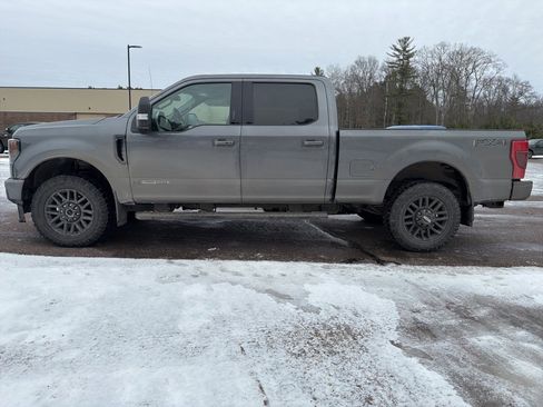 Used 2021 Ford F250 Lariat image 3