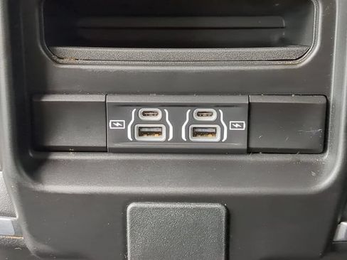 Used 2024 RAM 1500 Big Horn AWD/4WD image 16