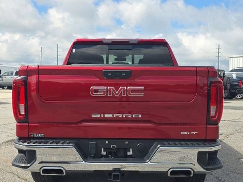 Used 2023 GMC Sierra 1500 SLT w/ SLT Premium Plus Package AWD/4WD image 4