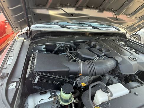 Used 2010 Toyota FJ Cruiser 4WD image 22