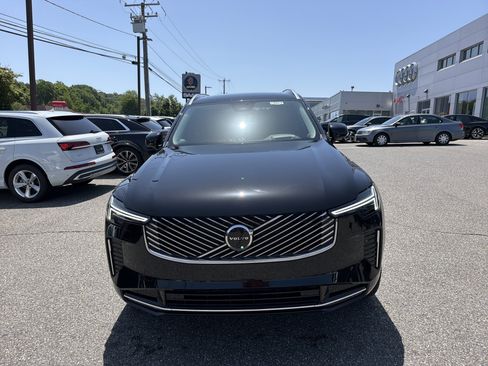 Certified 2026 Volvo XC90 B6 Ultra AWD/4WD image 2