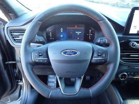 Certified 2025 Ford Escape ST-Line Select image 23