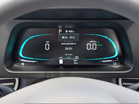 New 2026 Hyundai Elantra Hybrid FWD image 14