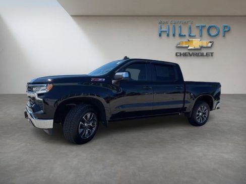 Used 2023 Chevrolet Silverado 1500 LT w/ Z71 Off-Road Package AWD/4WD image 13