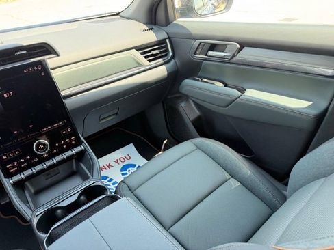 New 2026 GMC Terrain AT4 w/ Convenience Package III AWD/4WD image 16