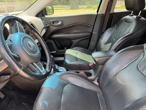 Used 2020 Jeep Compass Limited image 33