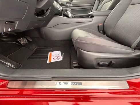 New 2025 Nissan Altima 2.5 SV w/ SV Special Edition Package image 25