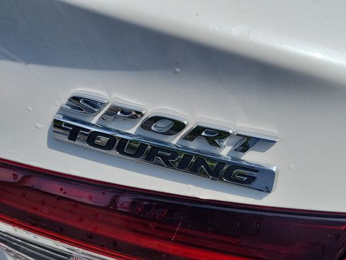 Certified 2025 Honda Civic Sport image 6