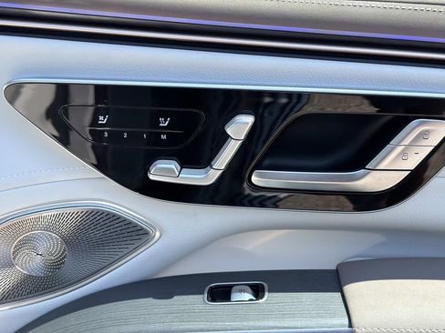 Used 2023 Mercedes-Benz EQS 450+ SUV image 15
