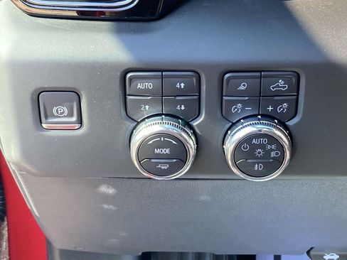 New 2025 GMC Sierra 1500 AT4X AWD/4WD image 25