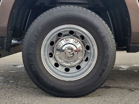 Used 2022 RAM 3500 Limited AWD/4WD image 6