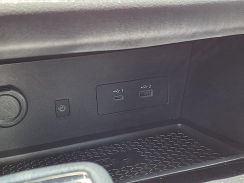 Used 2024 Nissan Pathfinder SL w/ SL Premium Package FWD image 11
