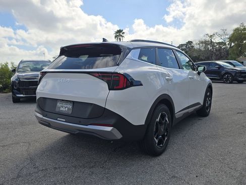 New 2026 Kia Sportage EX FWD image 8