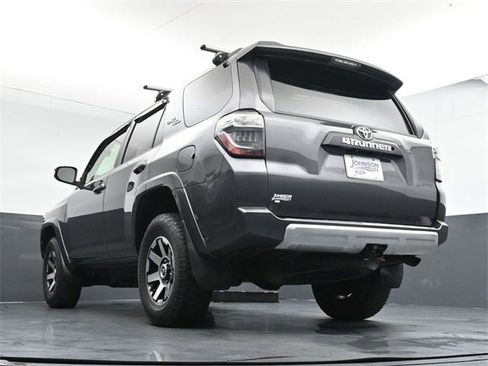 Used 2018 Toyota 4Runner TRD Off-Road image 34