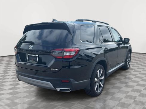 Certified 2025 Honda Pilot Elite image 29