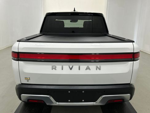 Used 2022 Rivian R1T Adventure AWD/4WD image 4