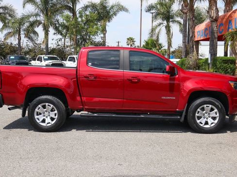 Used 2017 Chevrolet Colorado LT w/ LT Convenience Package RWD image 10