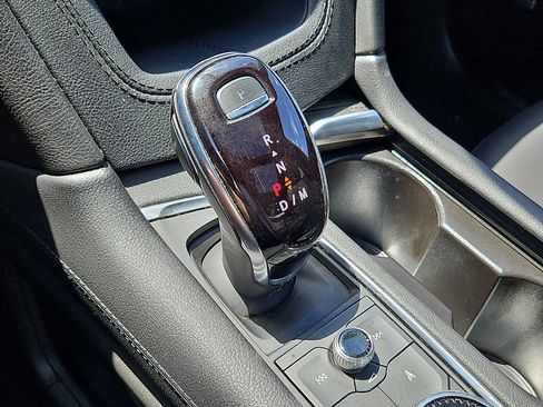 Used 2024 Cadillac XT5 Premium Luxury AWD/4WD image 15