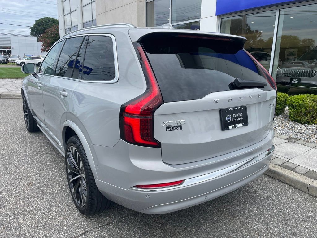 Used 2025 Volvo XC90 B6 Plus AWD/4WD image 3