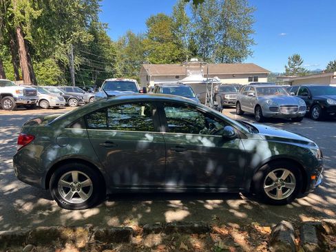 Used 2012 Chevrolet Cruze LT FWD image 6