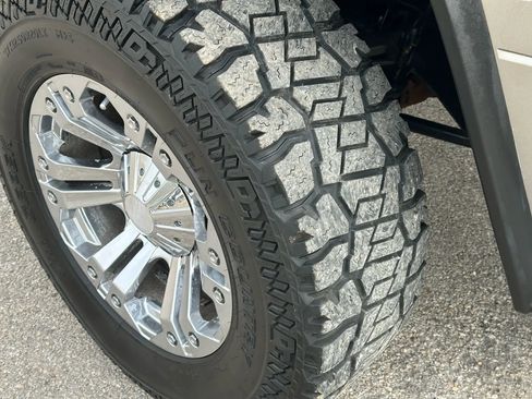 Used 2006 HUMMER H2 Luxury image 36