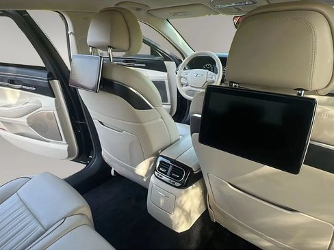 Used 2021 Genesis G90 5.0 Ultimate RWD image 24