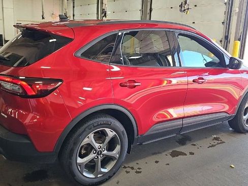 Used 2025 Ford Escape ST-Line AWD/4WD image 4