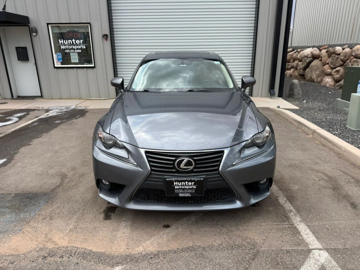 Used 2016 Lexus IS 200t RWD image 14