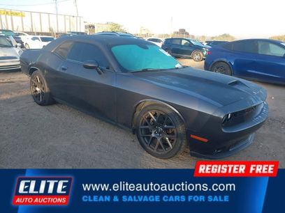 Used 2017 Dodge Challenger R/T w/ Quick Order Package 28P T/A