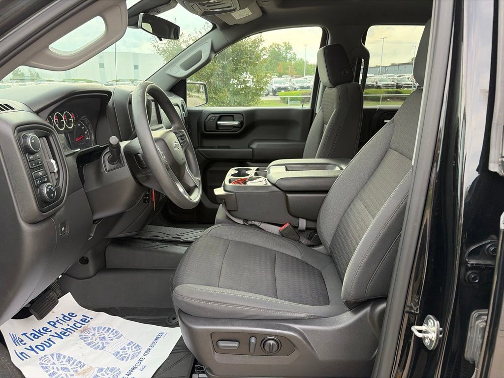 Used 2022 Chevrolet Silverado 1500 Custom Trail Boss w/ Safety Confidence Package AWD/4WD image 42