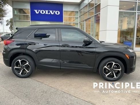 Used 2022 Chevrolet TrailBlazer RS w/ Convenience Package image 5