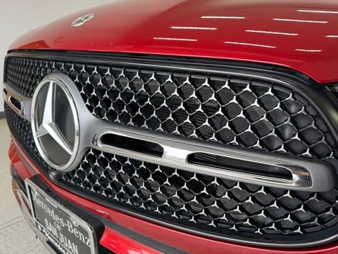Used 2023 Mercedes-Benz GLC 300 image 43