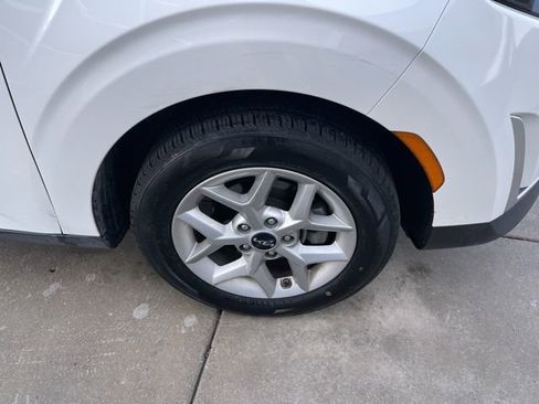 Used 2024 Kia Soul LX w/ Option Group 015 image 21