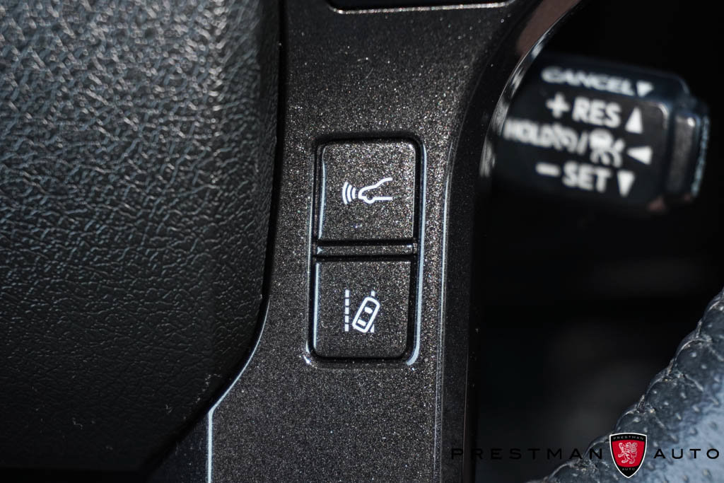 Used 2020 Toyota 4Runner TRD Off-Road Premium w/ Moonroof Package AWD/4WD image 32