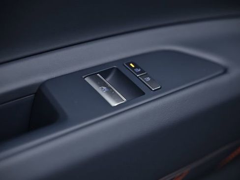 New 2026 Genesis GV80 3.5T e-SC image 25