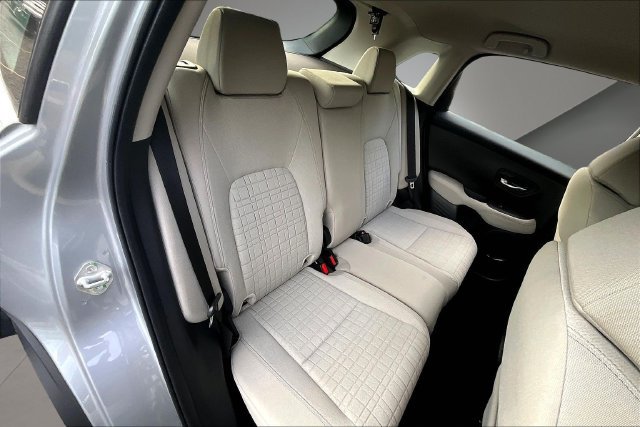 Certified 2024 Honda HR-V LX image 25