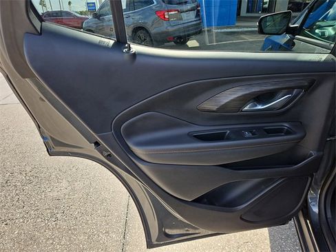 Used 2020 GMC Terrain SLT w/ Preferred Package image 12