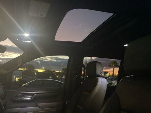 Used 2024 GMC Sierra 2500 AT4 w/ AT4 Premium Plus Package image 10