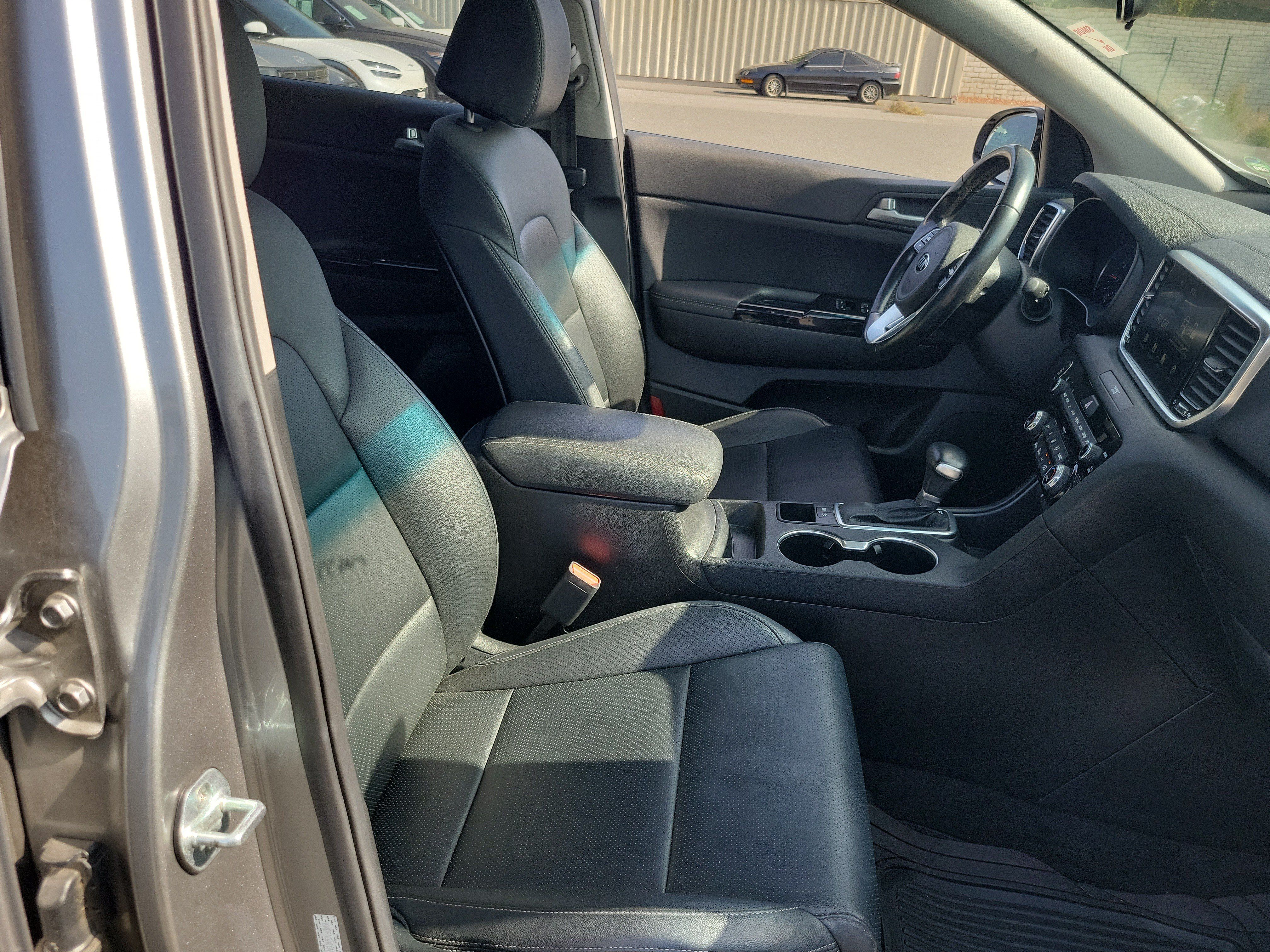 Used 2022 Kia Sportage EX FWD image 21
