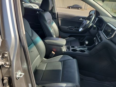 Used 2022 Kia Sportage EX FWD image 21